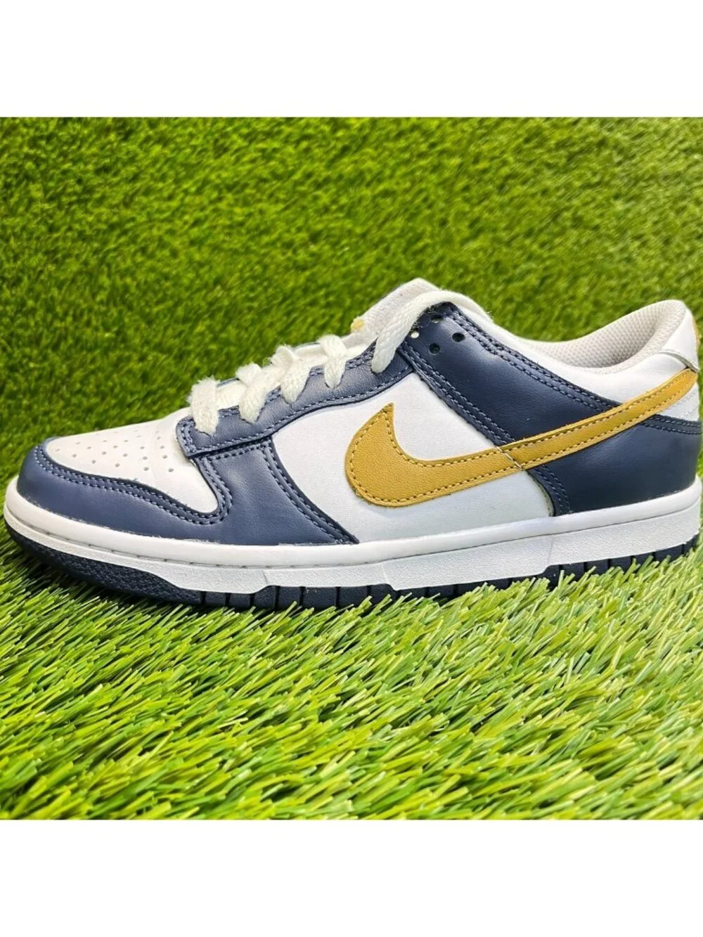 Nike Dunk Low GS Boys Size 5Y Blue White Gold Athletic Leather Shoes Sneakers